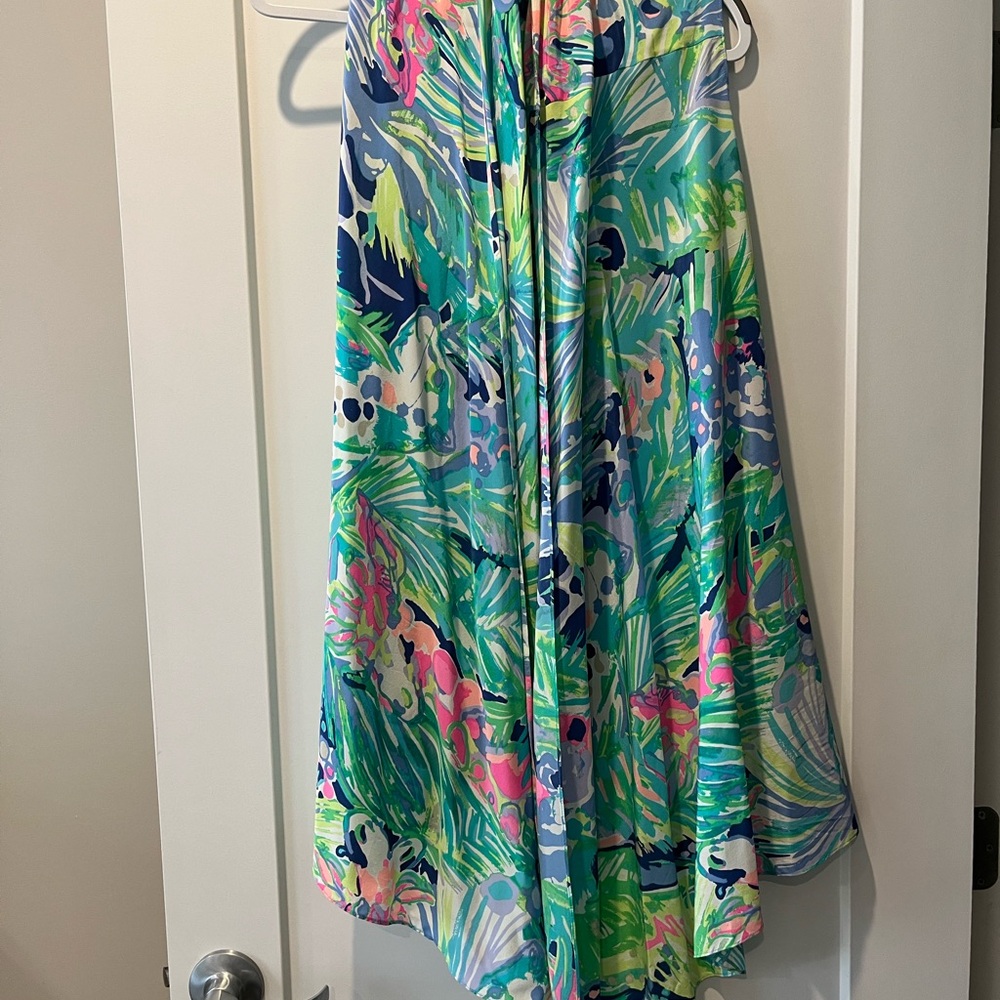 Lilly Pulitzer Vibrant Tropical Print Shall